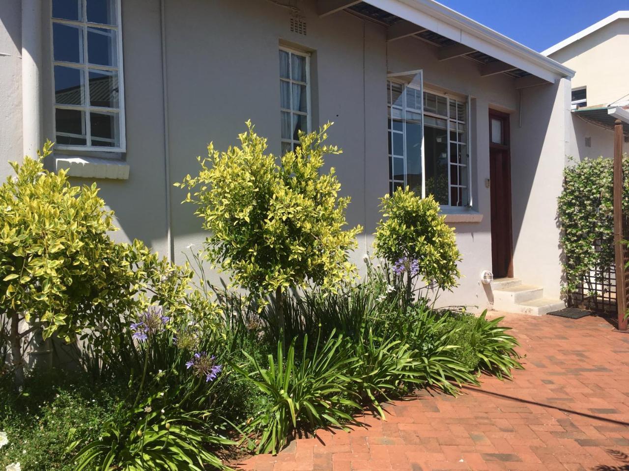 Melville Manor Guest House Johannesburg Exterior photo
